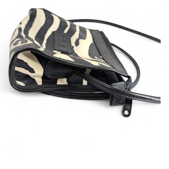 Black and Cream Zebra Print Crossbody Bag - Picture 5 of 13